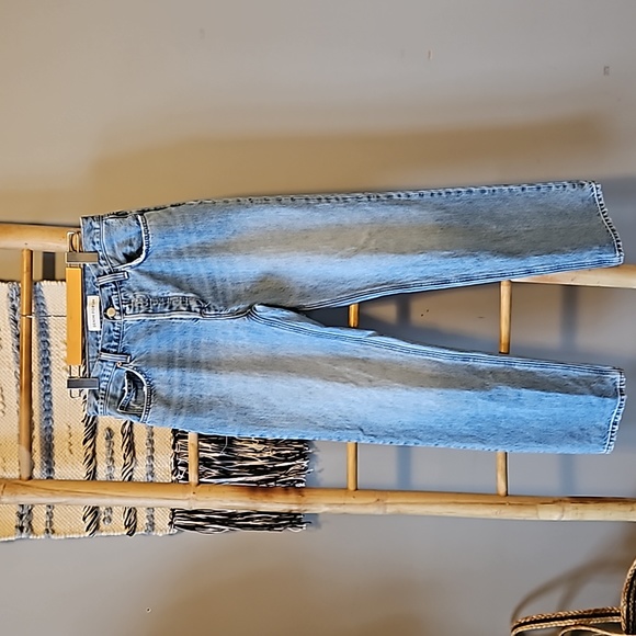 Denim Forum Patti Mid Rise Straight - Picture 3 of 6